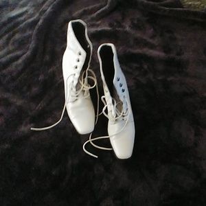 Cream color boots size 8